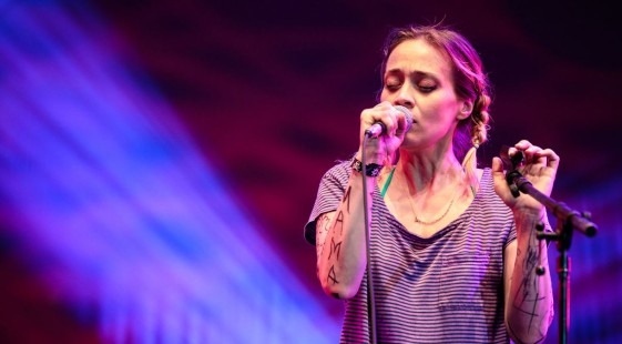 Fiona-Apple-Net-Worth