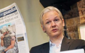 Assange01